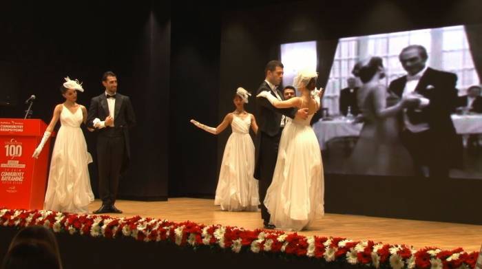 Beylikdüzü’nde Cumhuriyet Resepsiyonu Düzenlendi