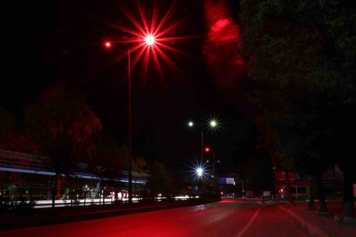 Çedaş, Cumhuriyet’in 100. Yılını “Türk Bayrağı”nın Renkleri İle Kutluyor