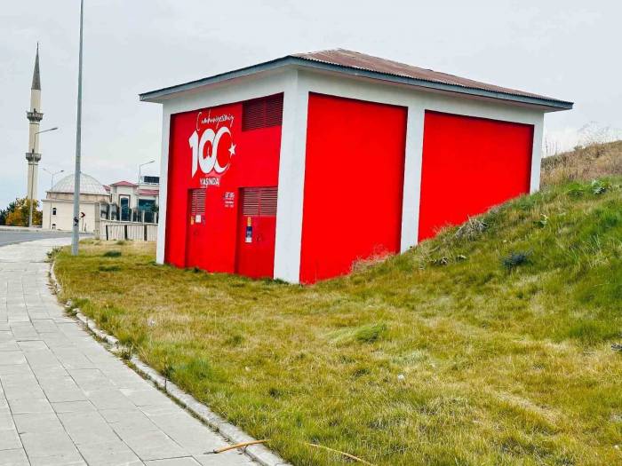 Aras, Cumhuriyetin 100. Yılını Trafolara Resmetti