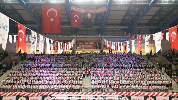 Atatürk’ün Sevdiği Şarkılar Bin Kadın Tarafından Söylendi