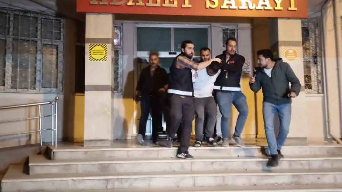 Karısını Öldürüp Kayıp İhbarında Bulunan Koca Tutuklandı