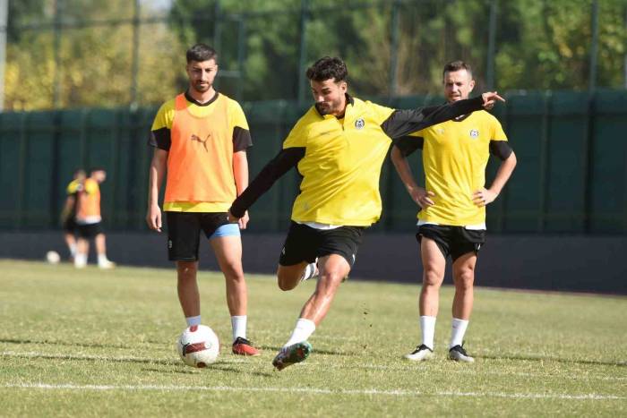 Manisa Fk, Çorum Fk Maçı Hazırlıklarını Tamamladı
