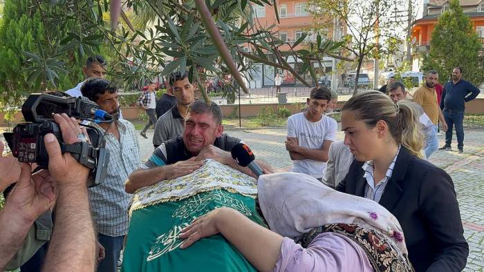 Türkiye Gündemine Oturan Nevrigül’ün Cenazesi Defnedildi