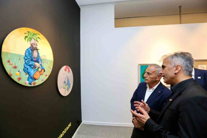 “Sanata Yön Verenler” Sergisi Sanatseverlerle Buluştu