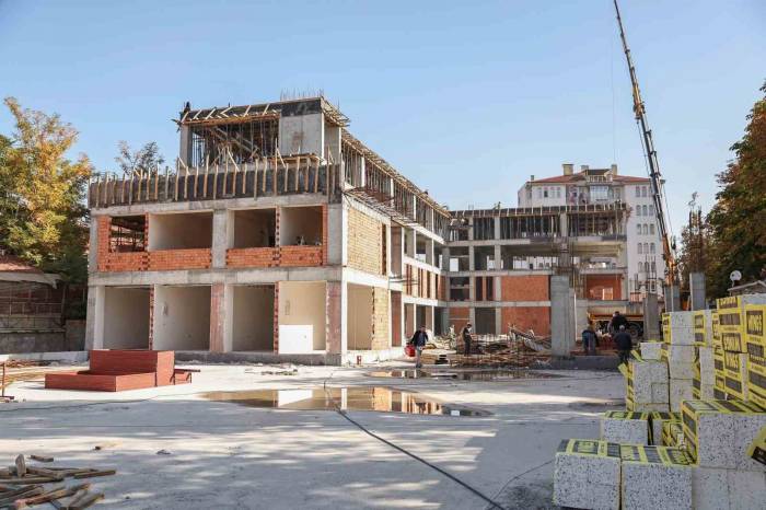 "30 Ağustos İş Merkezi Ve Zanaat Çarşısı Kütahya’ya Değer Katacak"