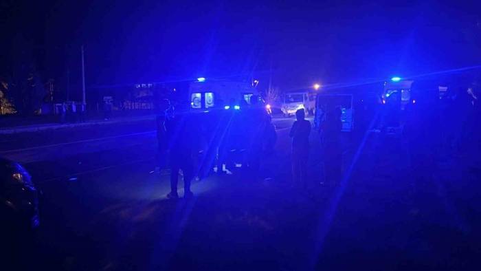 Zonguldak’ta 4 Kişinin Yaralandığı Kazanın Görüntüleri Çıktı