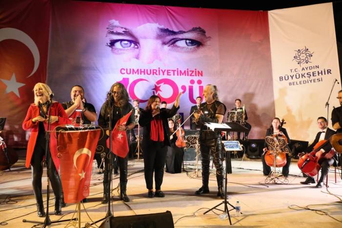 Aydınlılar Senforock’la Coştu