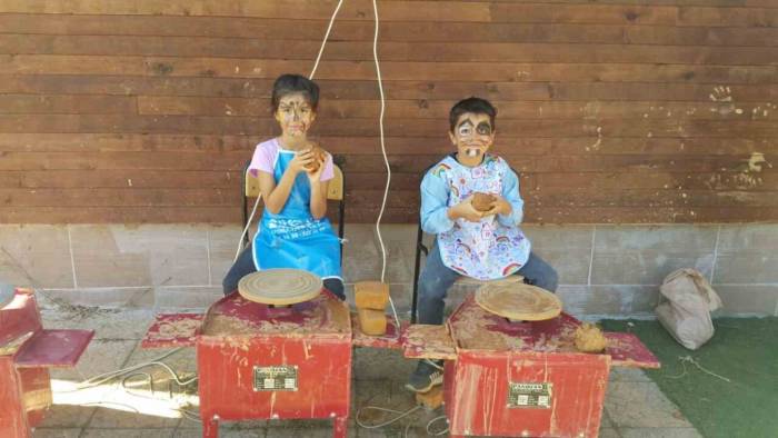 Minikler Güzel Havanın Tadını Çıkardı