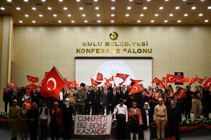 Kulu’da Cumhuriyet’in Kuruluşunun 100. Yılı Coşkuyla Kutlandı