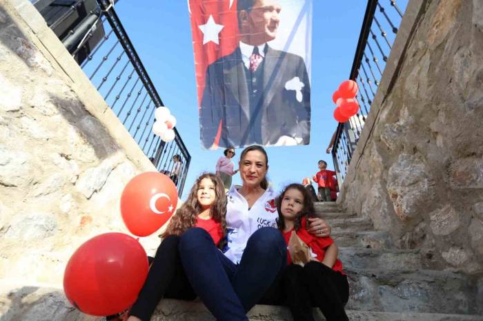 100. Yıl Parkı Ve Seyir Terası Hizmete Açıldı