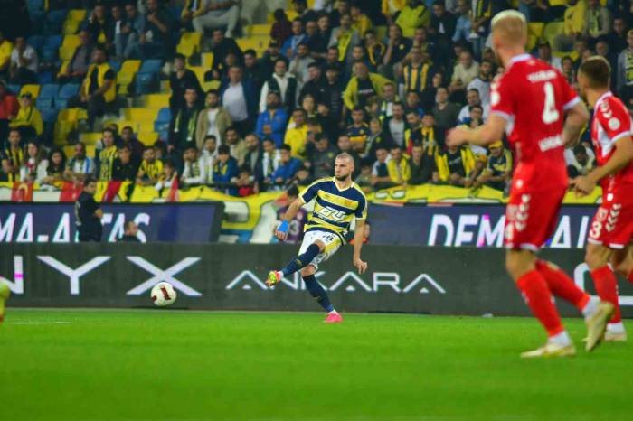 Trendyol Süper Lig: Mke Ankaragücü: 2 - Yılport Samsunspor: 0 (Maç Sonucu)
