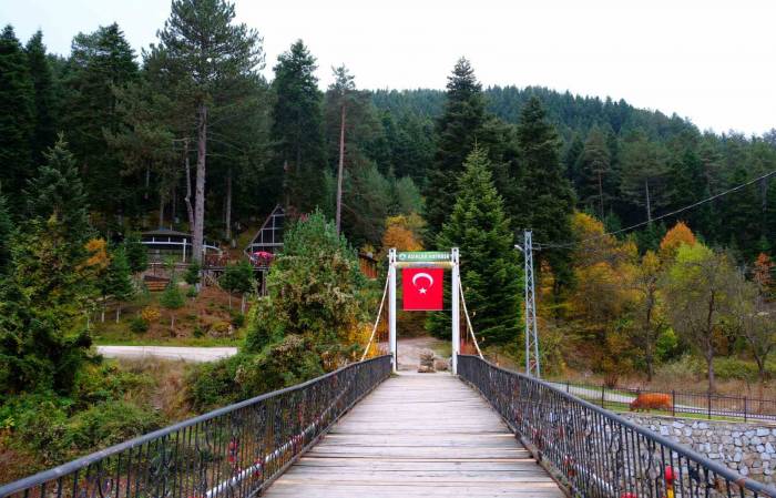 Kastamonu’da Ev Ve İş Yerleri Türk Bayraklarıyla Süslendi