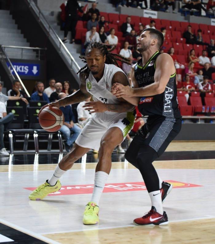 Türkiye Sigorta Basketbol Süper Ligi: Manisa Bbsk: 93 - Merkezefendi Belediyesi: 76