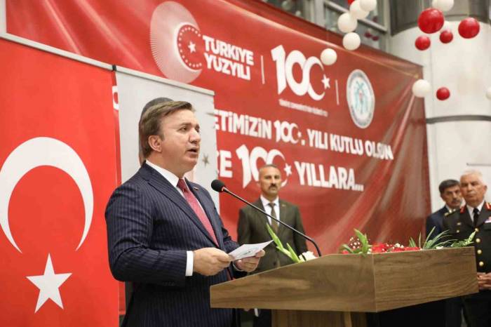 Erzincan’da Cumhuriyet Bayramı Resepsiyonu