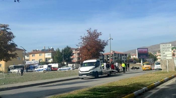 Erzincan’da Trafik Kazası: 1 Ölü, 1 Yaralı