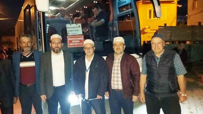 Hisarcık’ta 30 Kişilik Umre Kafilesi Kutsal Topraklara Uğurlandı