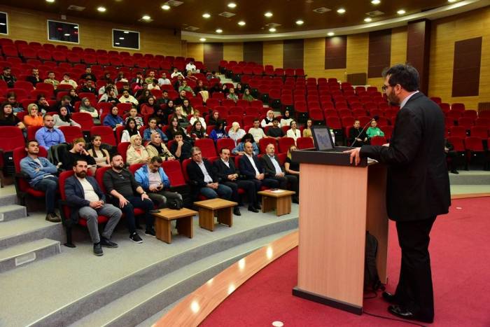 Kastamonu’da “Filistin Arap Ve İbrani Basının Gözünden Türk Milli Mücadelesi” Adlı Konferans Düzenlendi