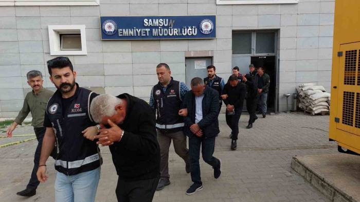 Belediyeye Ait Asfalt Tesisinden Bitüm Ve Çakıl Hırsızlığından 8 Kişi Adliyede