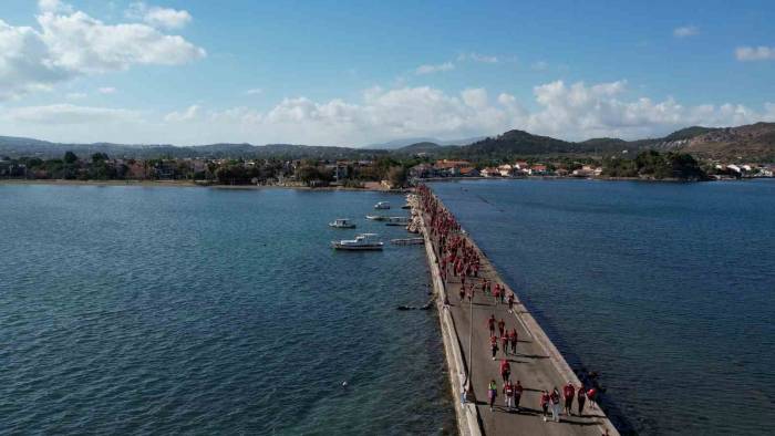 100. Yıl Coşkusu Geleneksel Ted İzmir Koleji Koşusuyla Katlandı