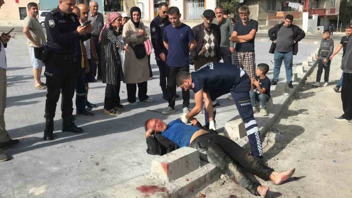 Çorlu’da Bıçaklı Kavga: 3 Yaralı