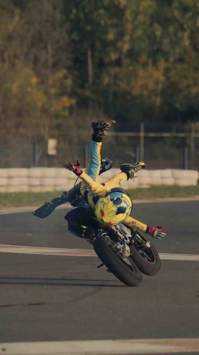 İlk Kez Vitesli Motor Kullanan Minik Zayn Bu Kez Korkuttu