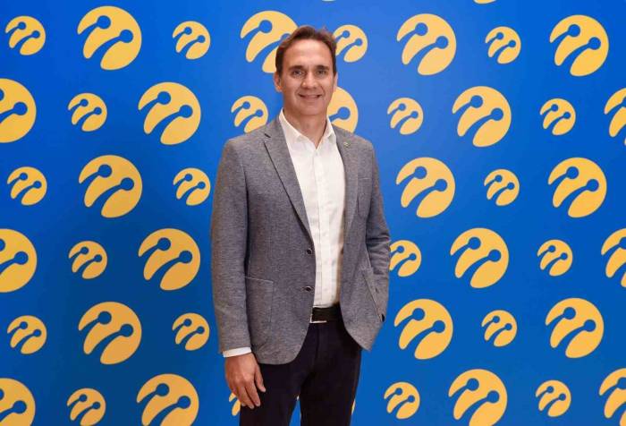 Turkcell’liler Cumhuriyet’in 100. Yılı’nı 100 Mbps Fiber İnternetle Kutladı