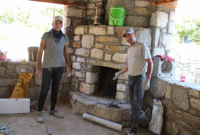 Ege’de Taş Ustaları Kıymete Bindi