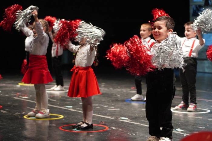 Miniklerin Gösterileri Büyük Beğeni Topladı