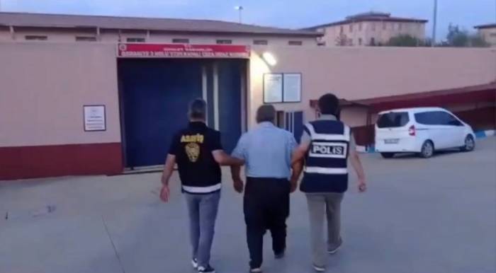 Doğaüstü Güçlere Sahip Olduğunu Öne Sürerek Genç Kızları Taciz Eden Şahıs Tutuklandı