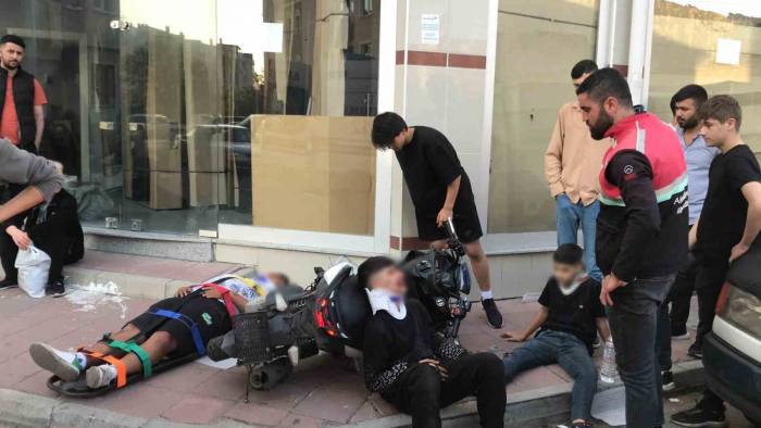 Tekirdağ’da İki Motosiklet Çarpıştı: 3 Çocuk Yaralandı