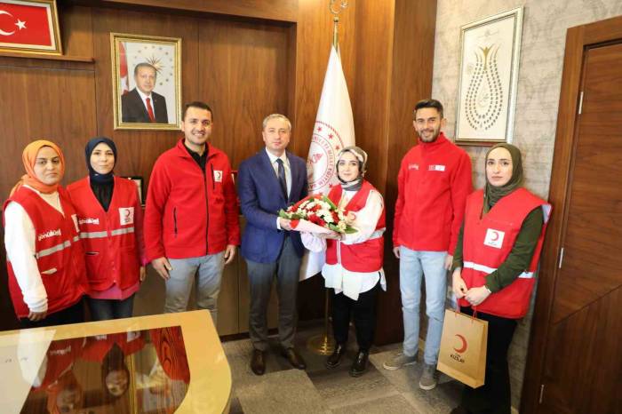 Kızılay Ağrı Şube Başkanı Tatlı, Milli Eğitim Müdürü’ Kökrek’i Ziyaret Etti