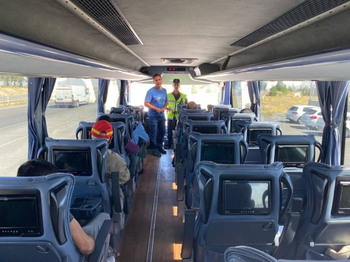 Jandarmadan Yolcu Otobüslerinde Sivil Trafik Denetimi