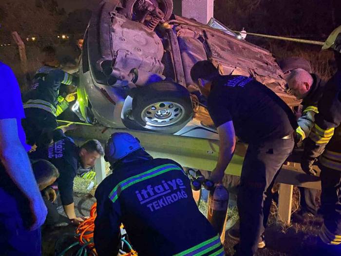 Makas Atan Araçtan Kaçmak İsteyen Otomobil Takla Attı: 1 Yaralı