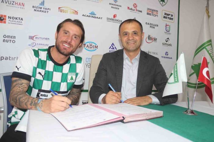 Muğlaspor, Tecrübeli İsmi Kadrosuna Kattı