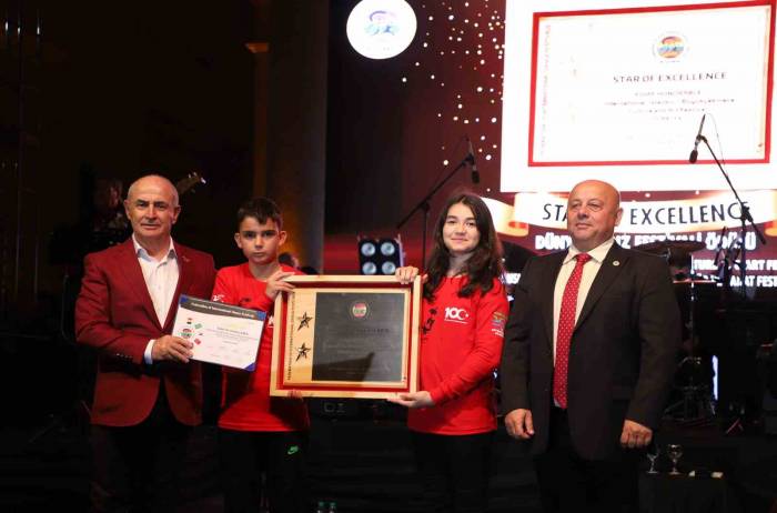 Büyükçekmece’ye “Dünya Yıldızı Festivali” Ödülü