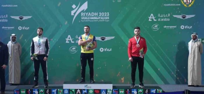 Bilek Güreşinde Dünya 3. Oldu