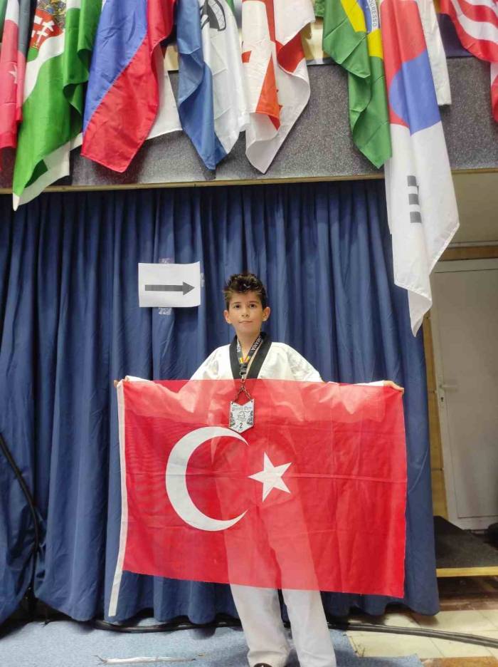 Elazığlı Sporcu, Romanya’da 2. Oldu