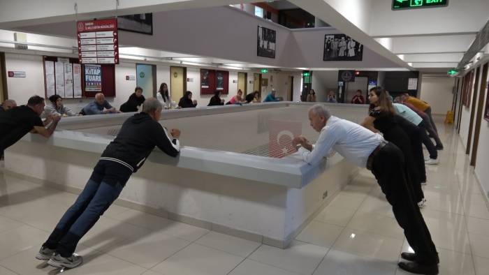 Valilik Binasında Mesai Öncesi Sabah Sporu