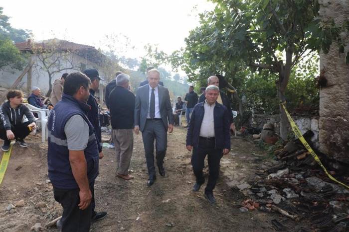 Kaymakam Ve Başkandan Acılı Aileye Taziye Ziyareti