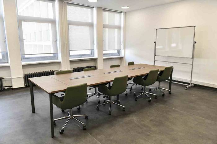 “İlk Bürom Projesi"nde 60 Avukata Ofisleri Teslim Edildi