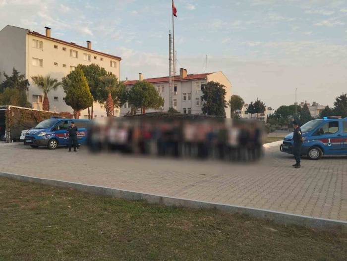 Didim’de 78 Düzensiz Göçmen Yakalandı