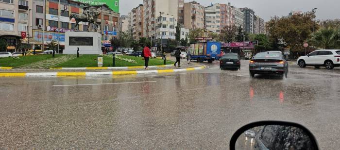 Bandırma’ye Beklenen Yağış Geldi