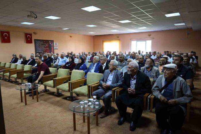 Depremzedelere "Yerinde Dönüşüm" Anlatıldı