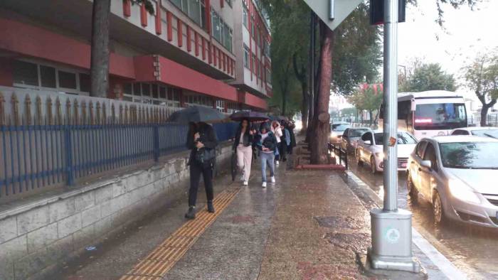 Edirne’de Yağış Sevindirdi