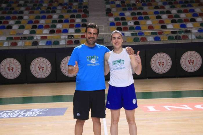 Hasan Fırat Okul’dan, İzmitli Sporseverlere ’milli Takım’ Çağrısı