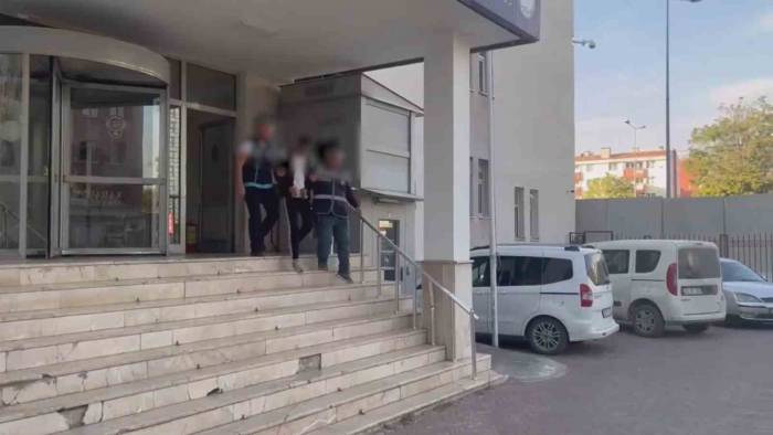 Kayseri’de Fuhuş Yapılan 8 Ev Kapatıldı