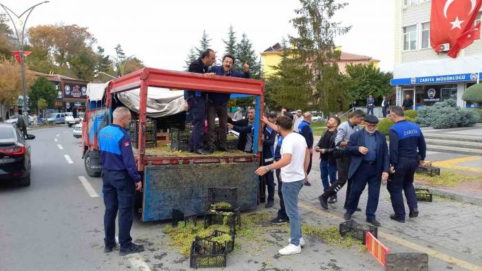 Satıcı Kasasını Belediyeye Attı