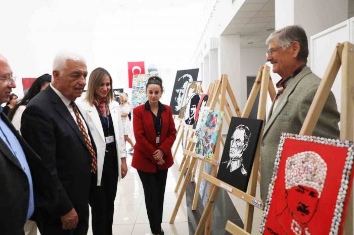 Cumhuriyet’in 100’üncü Yılı Sergisi Açıldı