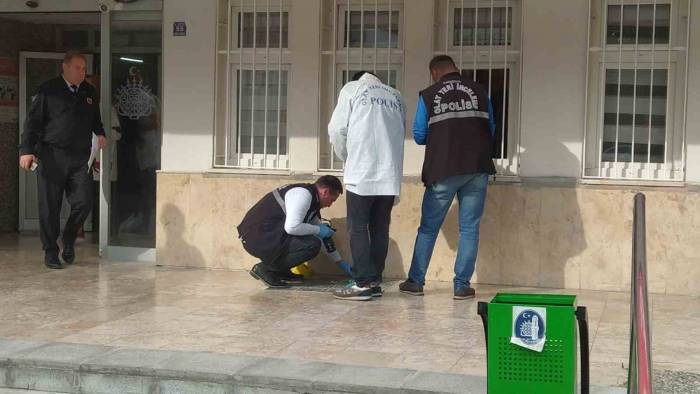 Husumetlilerinin Silahlı Saldırısından Kurtuldu