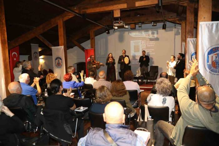 Sandıklara Sığdırılan Hayatların Hikayesi Selçuk Efes Kent Belleğinde